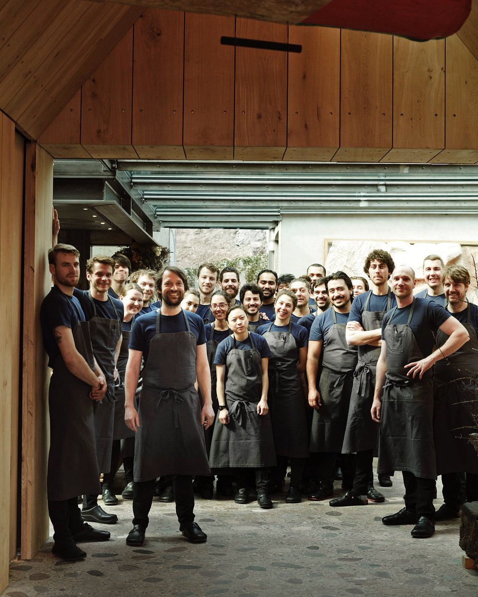 Is it just me or are there eerie similarities between @TheMenuFilm and @nomacph ?!  
Should we fear @ReneRedzepiNoma ?🧐😂 

#NextLevelChef #nomacph