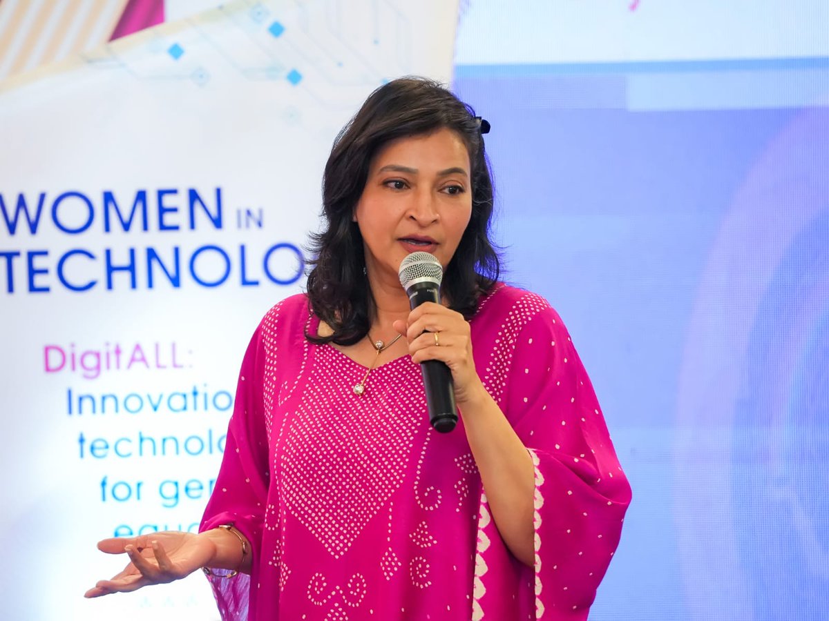 Manjula Ghattamaneni is an Indian film producer and actress known for her work in Telugu Cinema. 

It was a wonderful session by her on WeDay 2023 on women empowerment
🌐 - shejobs.co 

#WomeninWorkforce #EquityAtWork #SheJobs
