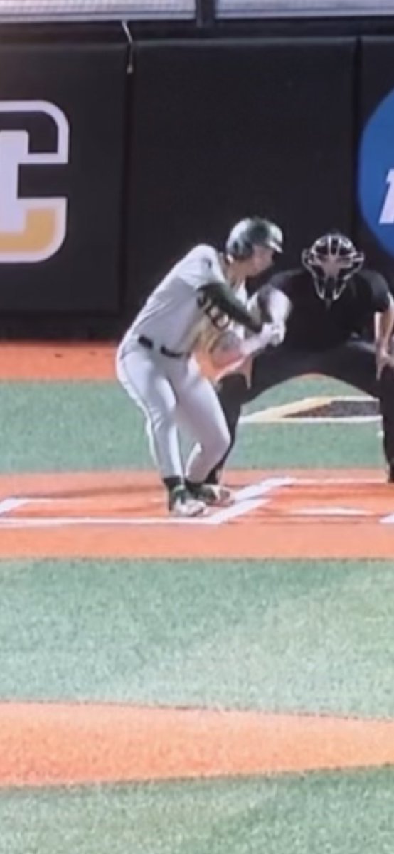 SundeNot's tweet photo. This pitchout was called strike 3!😳😳😳😳 @SouthlandSports @SunBelt #HeyHey https://t.co/ma7lX2k4es