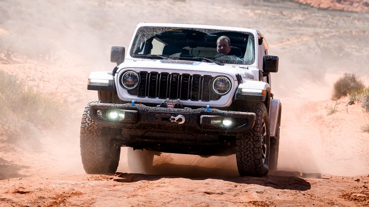 Jeep tweet media