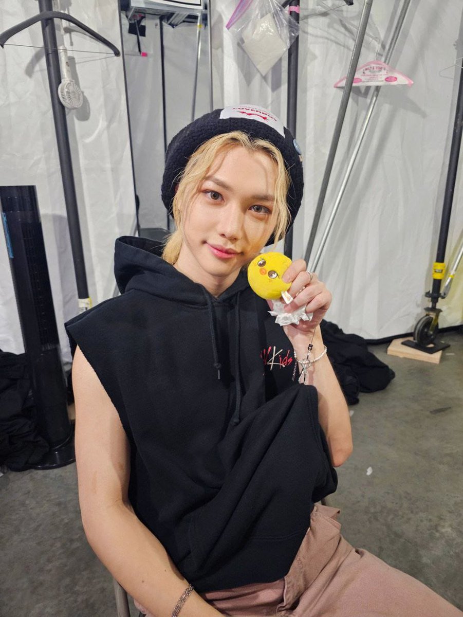 Minsung37's tweet photo. Aahhh que Lindooo ♡ @Stray_Kids 
#Felix https://t.co/u2p74q9YDR
