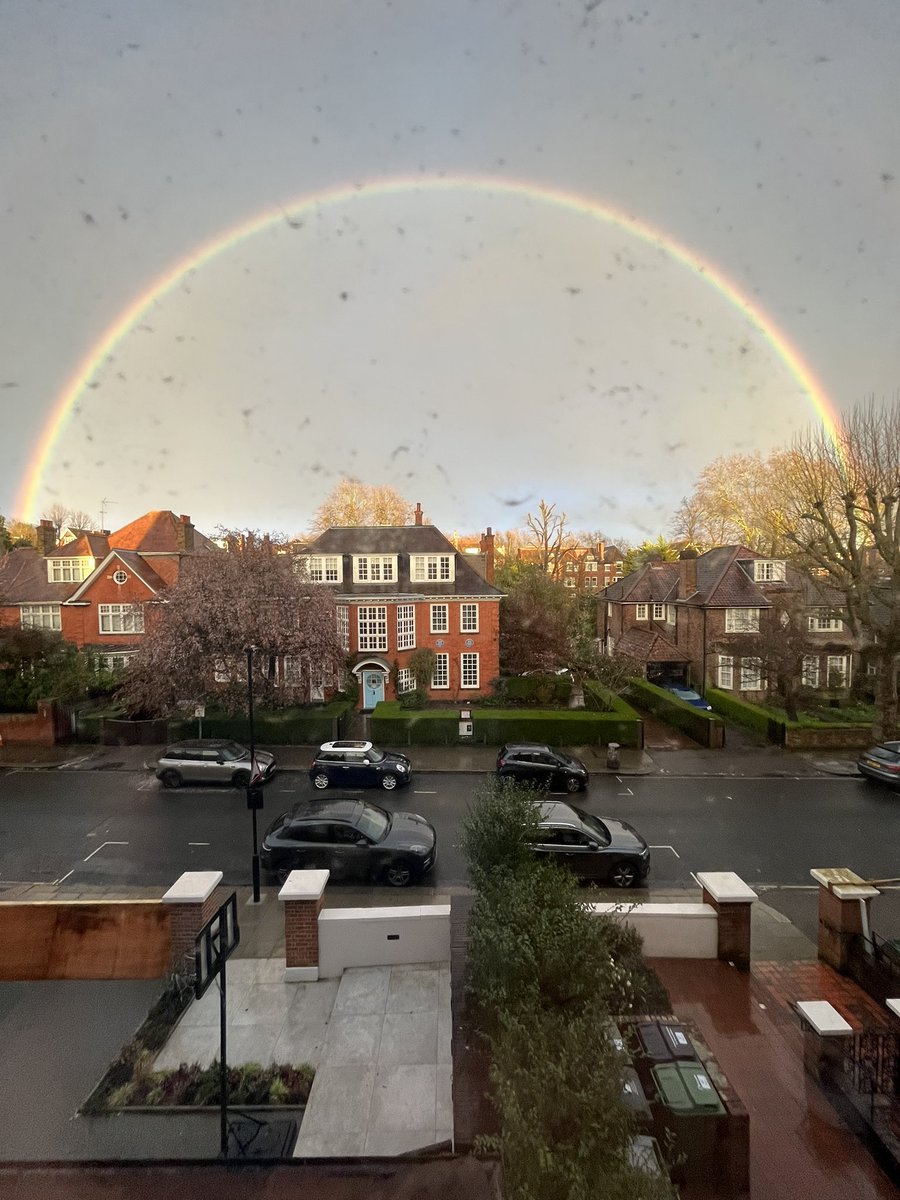 Eric Burroughs 📈🏳️‍🌈 tweet media