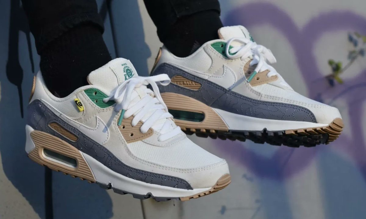 Conciencia Interesar patinar JustFreshKicks on Twitter: "Nike Air Max 90 SE 'Moving Company' on sale for  $95.98 w/ code SPRING Link -&gt; https://t.co/GWHdNoSDP5 https://t.co/hZhSGhmxVU"  / Twitter