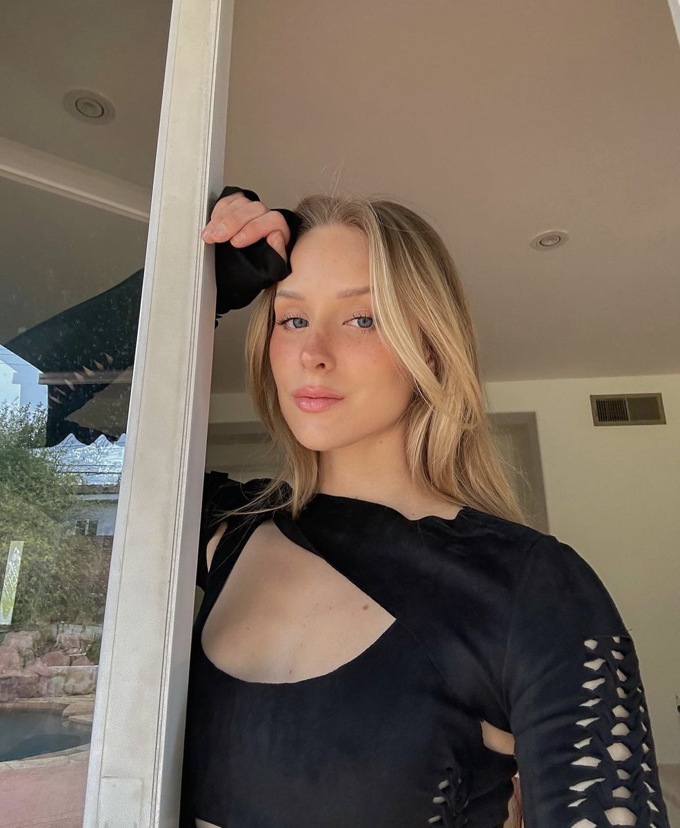 BBO Baddies on Twitter "Caroline Zalog"