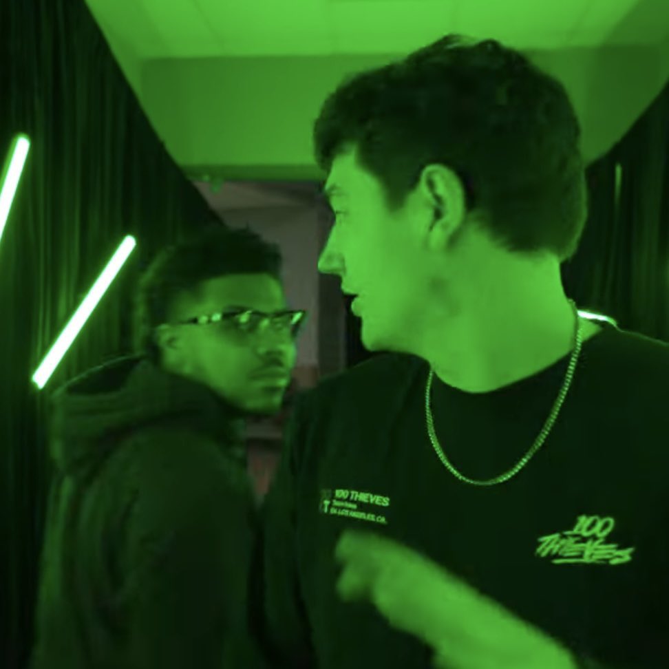 JaredSparkz's tweet image. me rotating and running past my teammate hitting old for 18 seconds