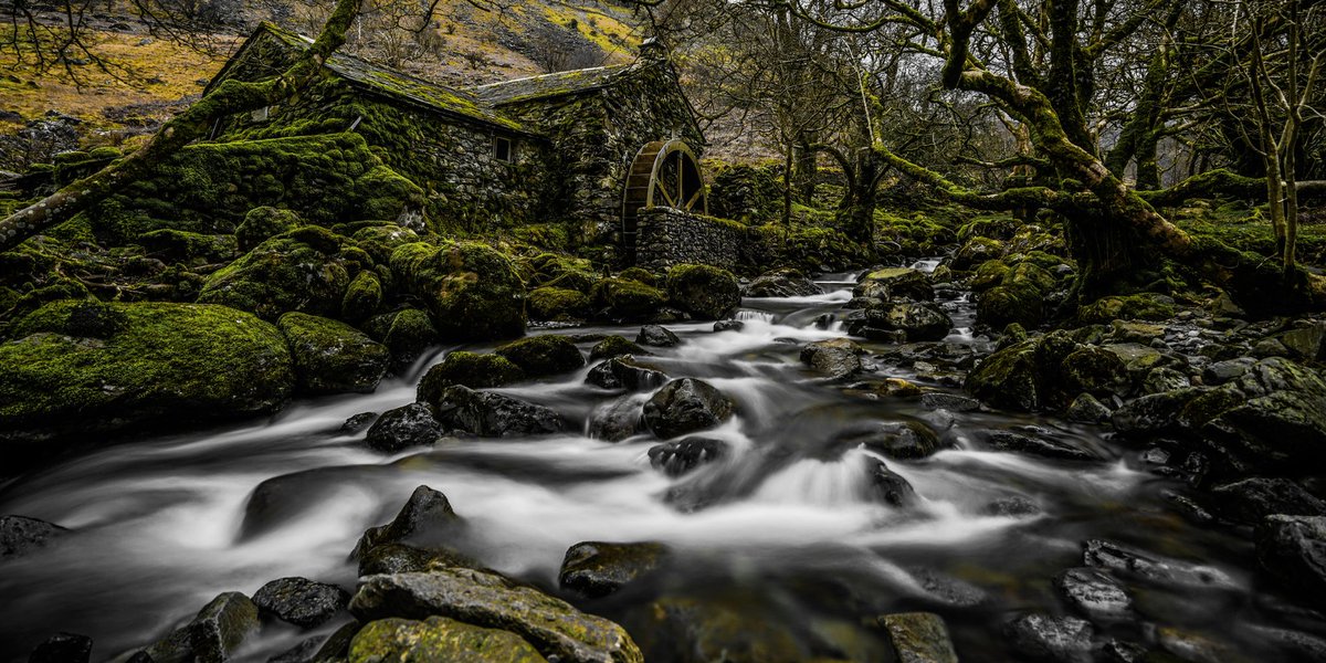 gee369's tweet photo. One of the best kept yet most photographed secrets in the Lakes, Old Borrowdale Mill on a wet and windy afternoon.. #borrowdale #LakeDistrict #lakedistrictphotography #igerscumbria #cumbrialife #explorelakedistrict #SonyAlpha #sonya7rii #onelife https://t.co/AN96Mui5aX