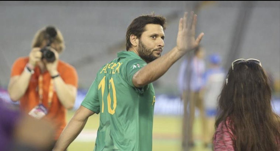 DheetAfridian's tweet image. #OnThisDay in 2016, Shahid Afridi played his last match for Pakistan, A Man who made us World T20  champions , A Man who won matches for us single handedly. A man who was the hope for all of us at the last minute.! 
#ThankYouAfridi for the memories 🇵🇰
@SAfridiOfficial