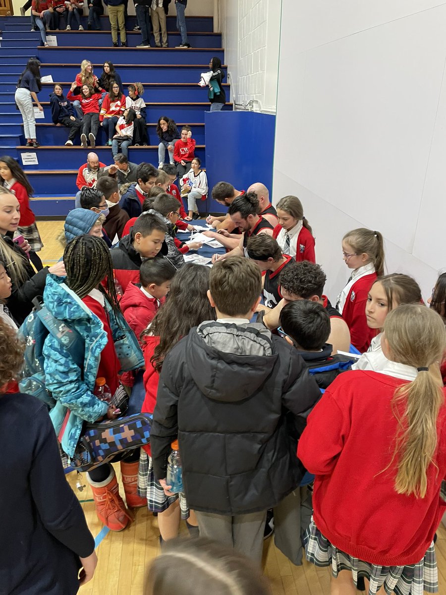 Shooting some hoops and signing autographs at Clear Water Academy 🏀✍️