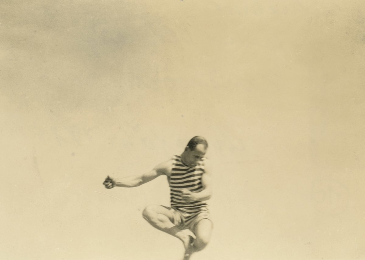 Jumping for joy that The Photography Show is less than a week away! Join Michael Hoppen Gallery to view this gem-like photograph by Erwin Blumenfeld of Paul Citroen March 31 - April 2 | Center415