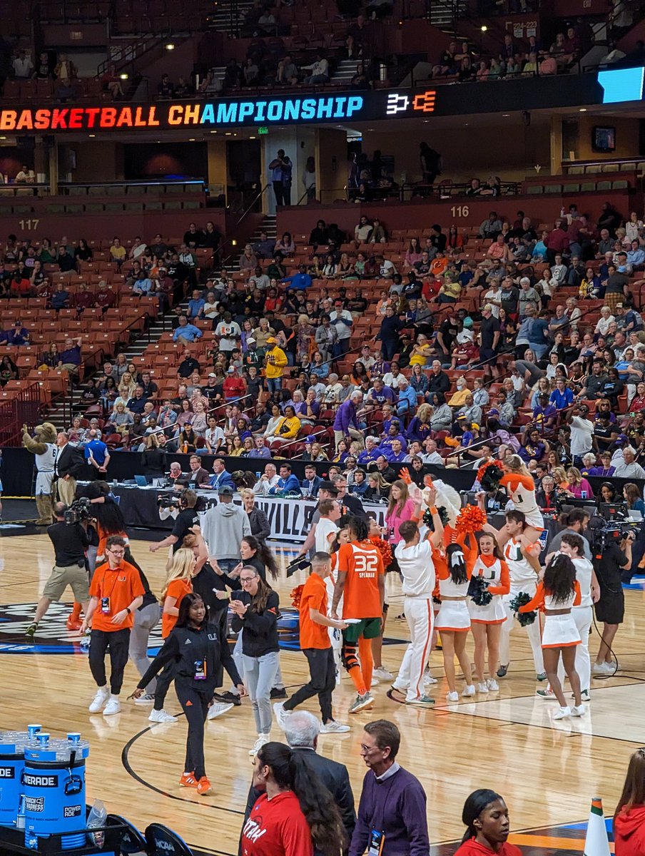 closures115's tweet image. Miami wins.  Crazy game!