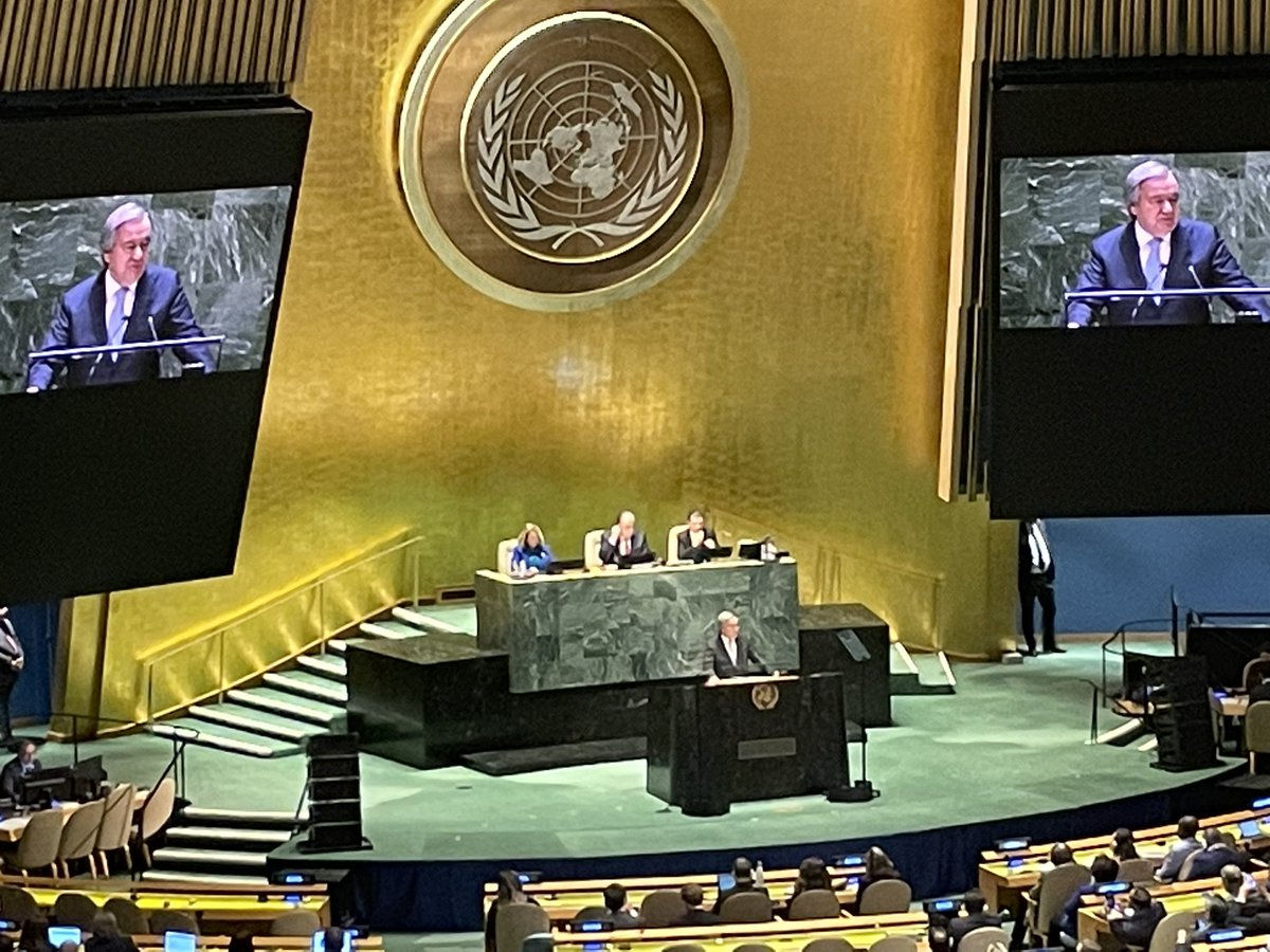 À la clôture de la #UN2023WaterConference , on nous invite à former des coalitions dans la société civile afin de favoriser la collaboration avec les gouvernements! Ok!!
#WaterAction <a href="/BluePlanetProj/">Blue Planet Project</a> <a href="/EauSecours1997/">Eau Secours</a>