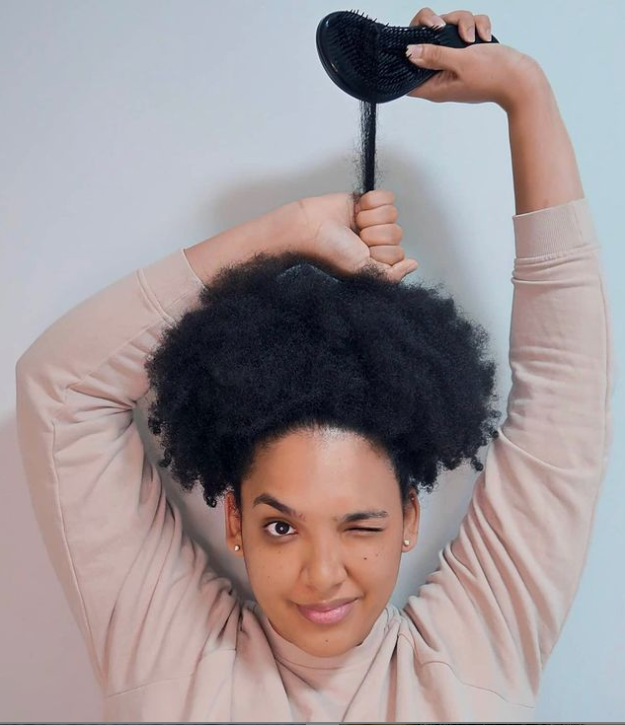 ThePuffCuff's tweet photo. The #PuffCuff has a great selection of products for your hair! Shop with us TODAY!! ⭐️ https://t.co/AQThoaZfvF