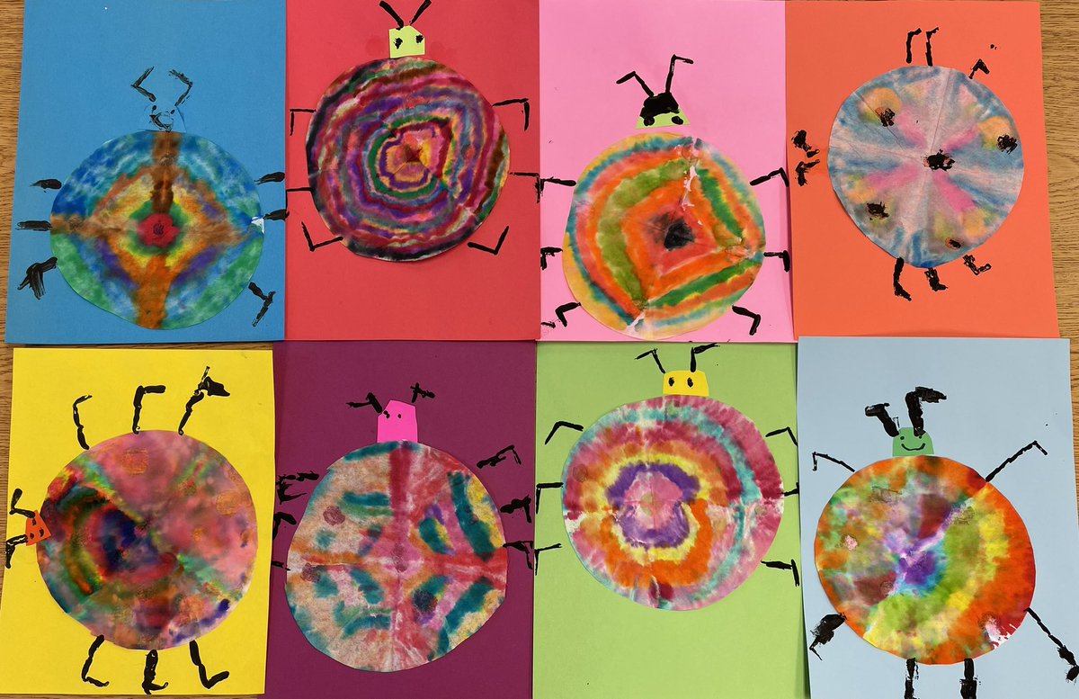 artwithMrsDiaz's tweet photo. Happy Friday 🪲🐞
Kindergarten learned all about printmaking and our beetle pollinators . Here is a few of my favorites, so much personality! 🐞🪲 #fultonartstrong #arteducation #beetleprint #elementaryart #elementaryartclass https://t.co/yhMTELaddk