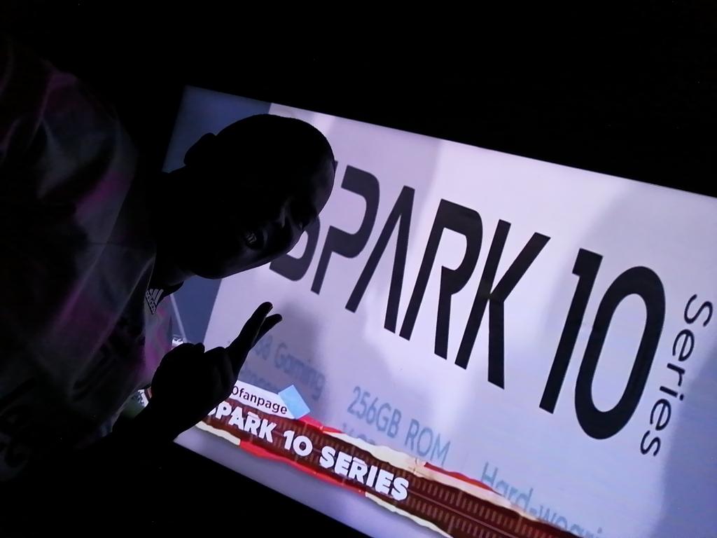 SuzztommyP's tweet photo. @TECNOMobile254 @#spark10Ke #spark10Ke #10over10 https://t.co/SdRp4eZvO3