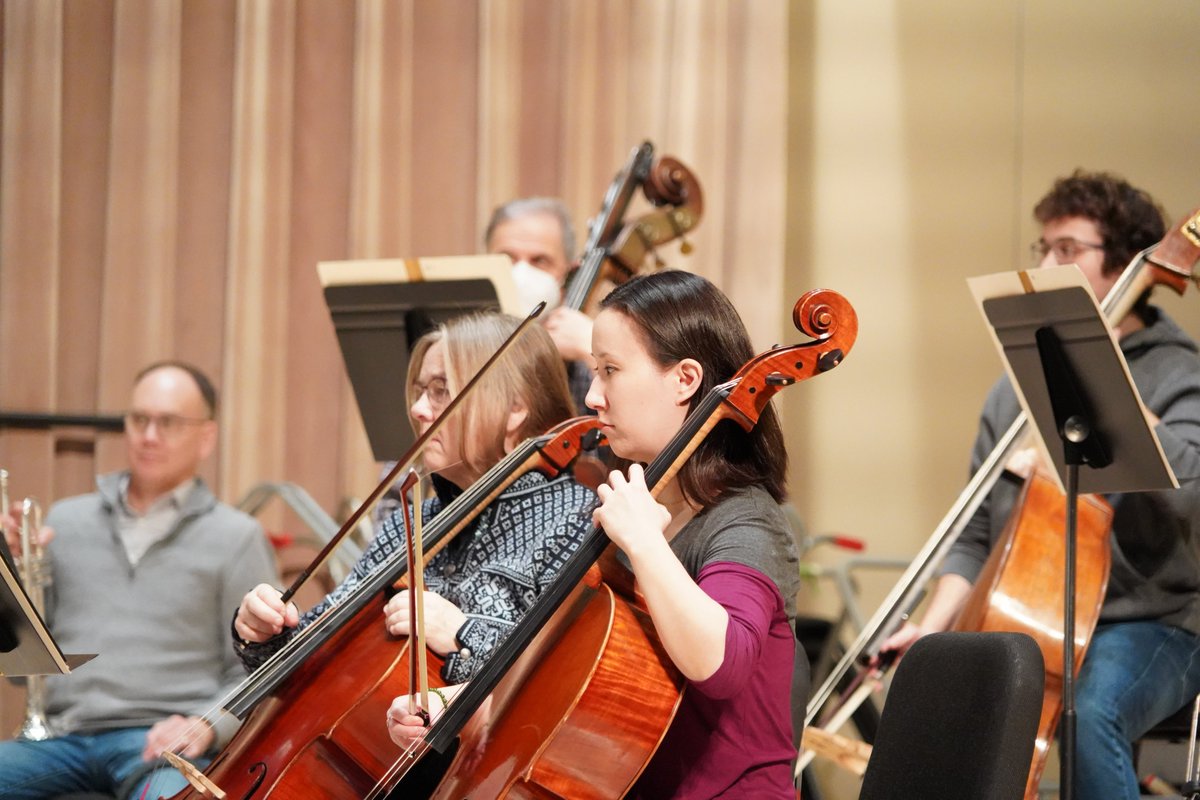 A quick behind the scenes moment at rehearsals today in preparation for this Sunday's Matinee performance Mozart, Rossini, &amp; Shostakovich with conductor Valentina Peleggi at @NazarethCollege @NazArtsCenter #RochesterNY #music