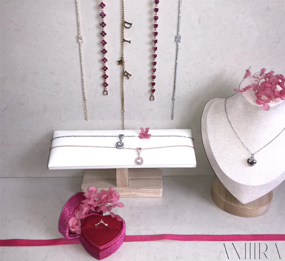 amiira_co's tweet photo. More photos because we are truly obsessed 🙈#amiira #jewellery #newcollection https://t.co/x72gqF7AtD