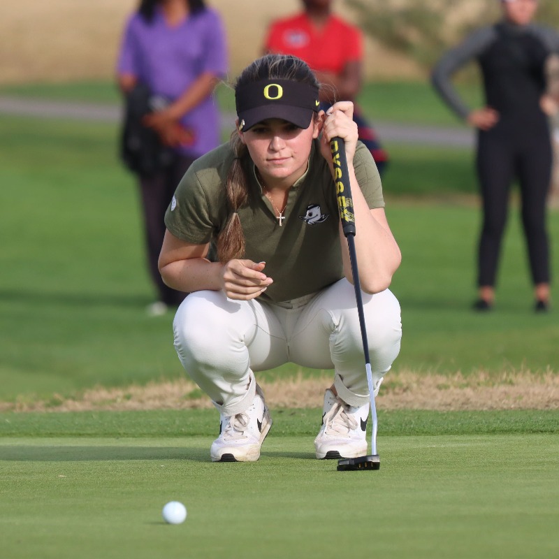OregonWGolf's tweet photo. Seniors leading the way 🦆

@briiichacon and Ching-Tzu Chen both close R1 with a 1-under 71 👏

Ducks finish the day with a 2-over 290, tied for fourth with some teams still on the course.

#GoDucks