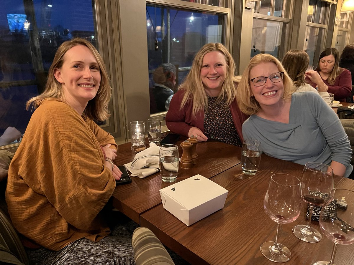 NicoleNugentPhD's tweet photo. #Science is the best when you get to work with brilliant colleagues and friends!!! Thanks for the visit @TJovanovic_PhD !
#RIResilienceLab #WomenInScience https://t.co/9EB299K5AZ