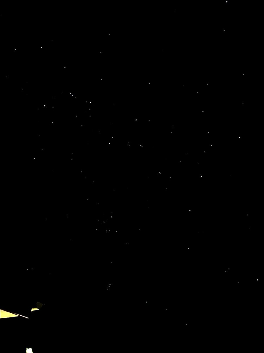 nutkinsc's tweet image. These never disappoint, but this evening is particularly stunning #sthelena #island #stars #satellites #rockets #southerncross #crux #orion