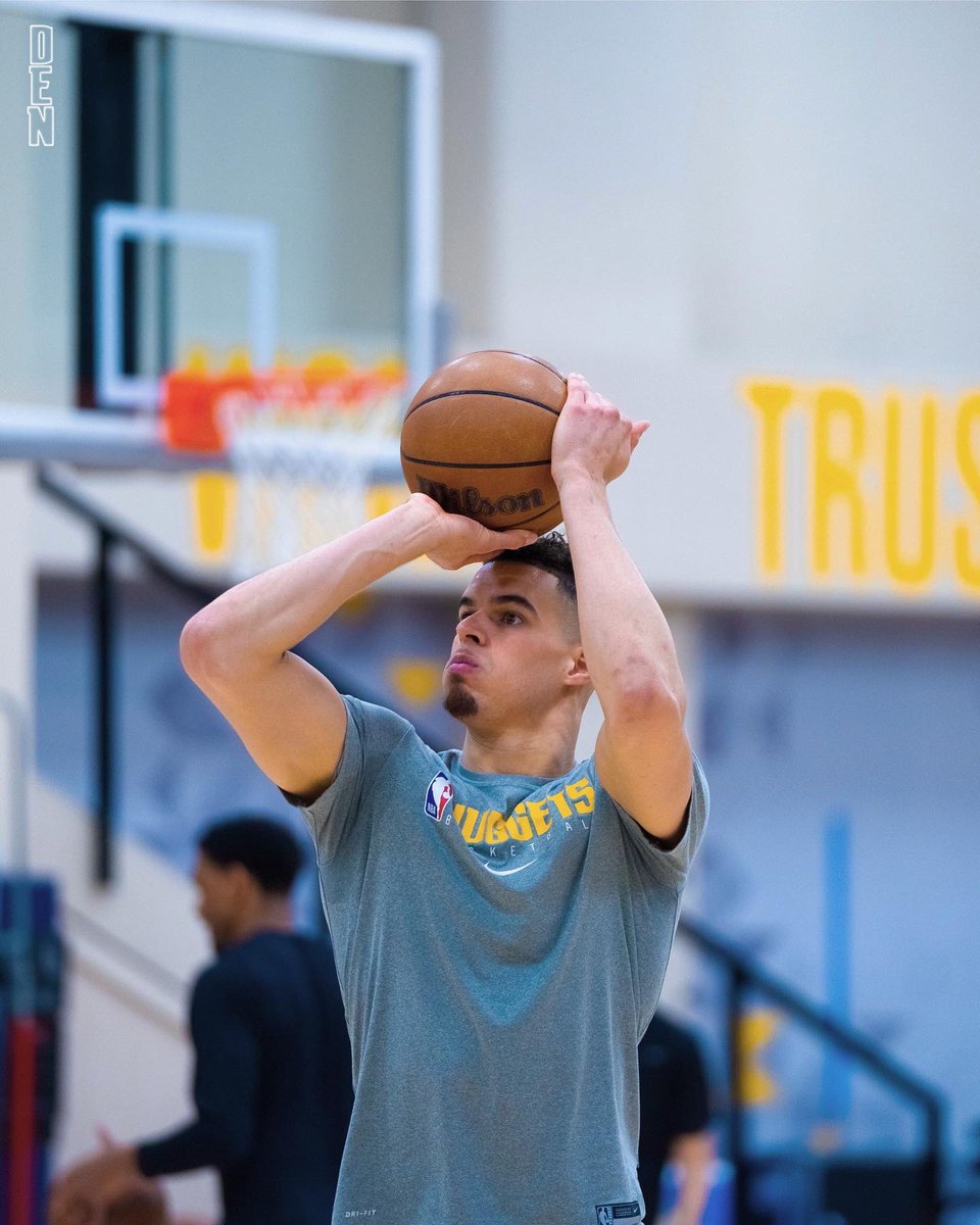 Another day at the office 💼

#MileHighBasketball