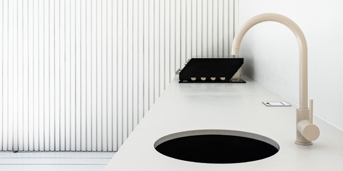 caesarstonemx's tweet image. ¡Con #Caesarstone, puedes disfrutar la alegría de vivir al aire libre! 🌞🍃 Conoce hoy nuestra cubierta #Midday de la más reciente colección #Outdoor
.
.
.
#exterior #architecture #design #exteriordesign #interiordesign #home #architecture #garden #PoolTime #pool