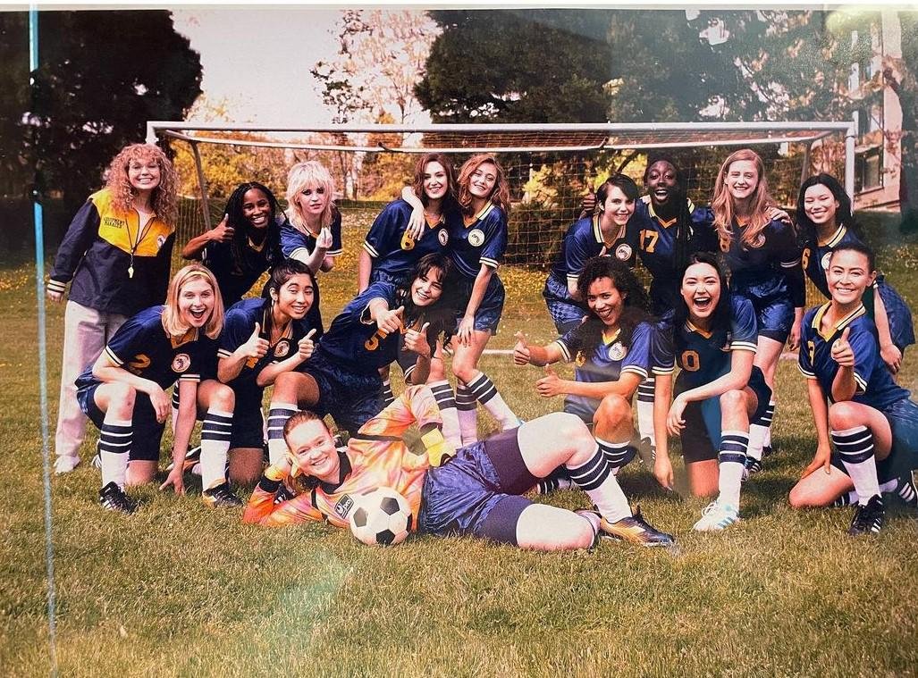 aikohwrites's tweet photo. Are you tired of the overwhelming positivity of Ted Lasso? Well do I have the show for you! It's called Yellowjackets and it's totally about soccer https://t.co/qVc8t0pNiC