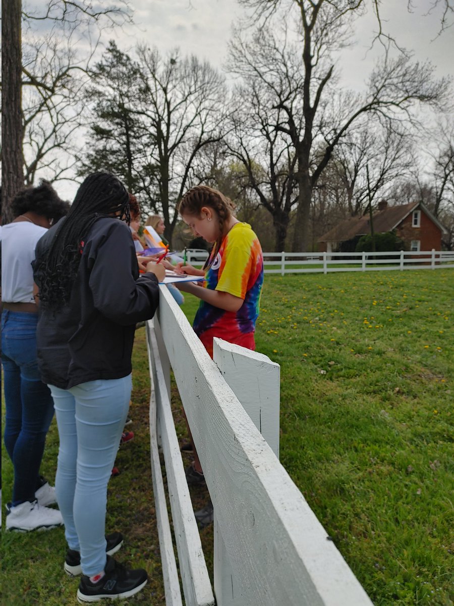 Juliana Yam tweet media