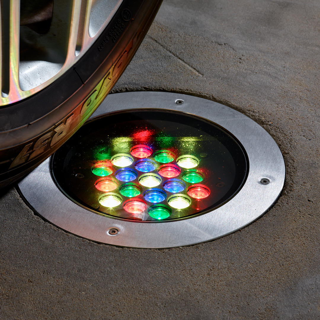 ColorKinetics's tweet photo. Meet #ColorKinetics #BurstScape, the newest member of our Burst family of #floodlighting luminaires. Get high-quality, extremely durable, in-grade lighting for a wide range of landscape and architectural applications. β‘οΈ https://t.co/joIAybTDKD https://t.co/fjhFnjgFAb