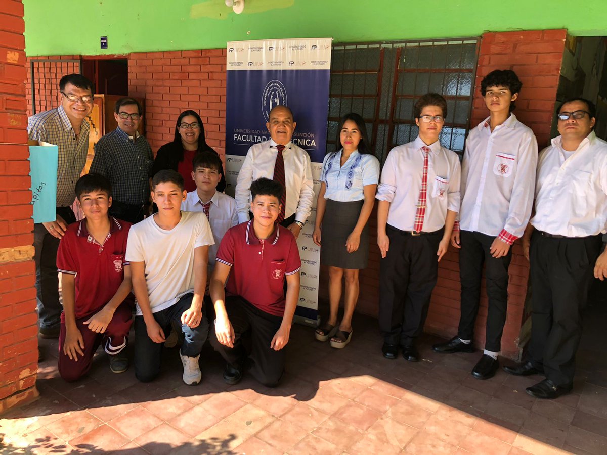 fpuna's tweet photo. 📌 PC Mochila entregó equipos a institución educativa

🔗 Leer nota: https://t.co/xmHLutckvA https://t.co/hMZJlY64uy