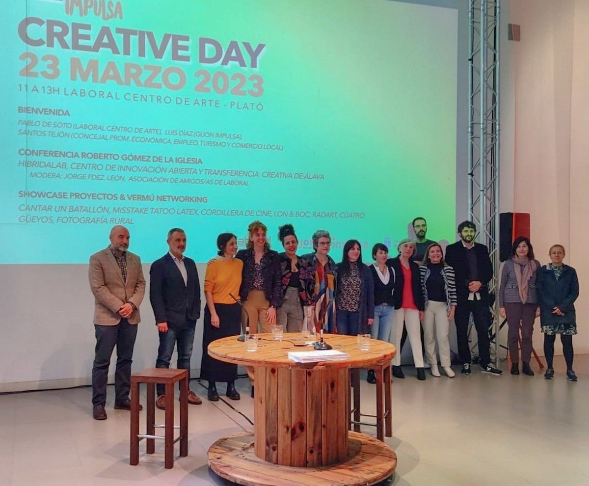 GijonImpulsa's tweet photo. 💡 CREATIVE DAY de la Residencia #LABoralImpulsa, en el que @LABoral y Gijón Impulsa presentamos ayer los proyectos que participaron en la cuarta convocatoria y conocimos a @hibridalab_eus.
📢 El plazo para formar parte de la quinta Residencia sigue abierto. Más información 🧵👇 https://t.co/njLTQDGabR