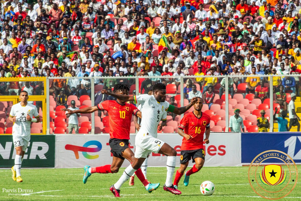 _ParvisDornu's tweet photo. Let's go back to yesterday at the Baba Yara Sports Stadium 🏟  Action-packed pictures 📸 
FT: 🇬🇭 𝗚𝗛𝗔𝗡𝗔 1️⃣-0️⃣ 𝗔𝗡𝗚𝗢𝗟𝗔  🇦🇴

#BlackStars | #AFCON2023Q | #GHAANG | #BringBackTheLove 

📸: @_ParvisDornu https://t.co/UHbYh1VpWj