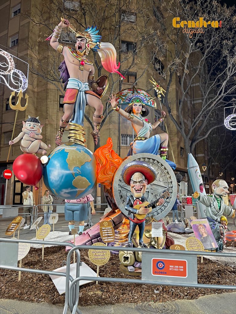 CendraDigital's tweet photo. SECCIÓN 3C.

Fotografías de las fallas grandes plantadas en sección 3C.

1º PREMIO SECCIÓN 3C

FALLA BARRIO SAN ISIDRO

ARTISTA: VICENTE HERRANDO

LEMA: A LA RECERCA DEL… DAURAT! https://t.co/8T5QJcvv5z