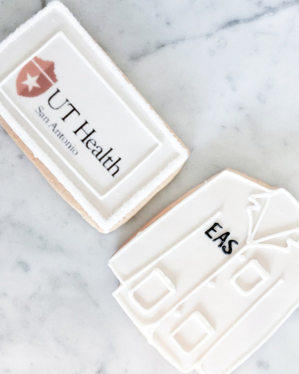LilysCookies's tweet photo. The best party favors for your next cooperate event. Trust. 🫶🤞

Place your custom order here: https://t.co/TBVKPNp1GQ https://t.co/DFTxAQItS5