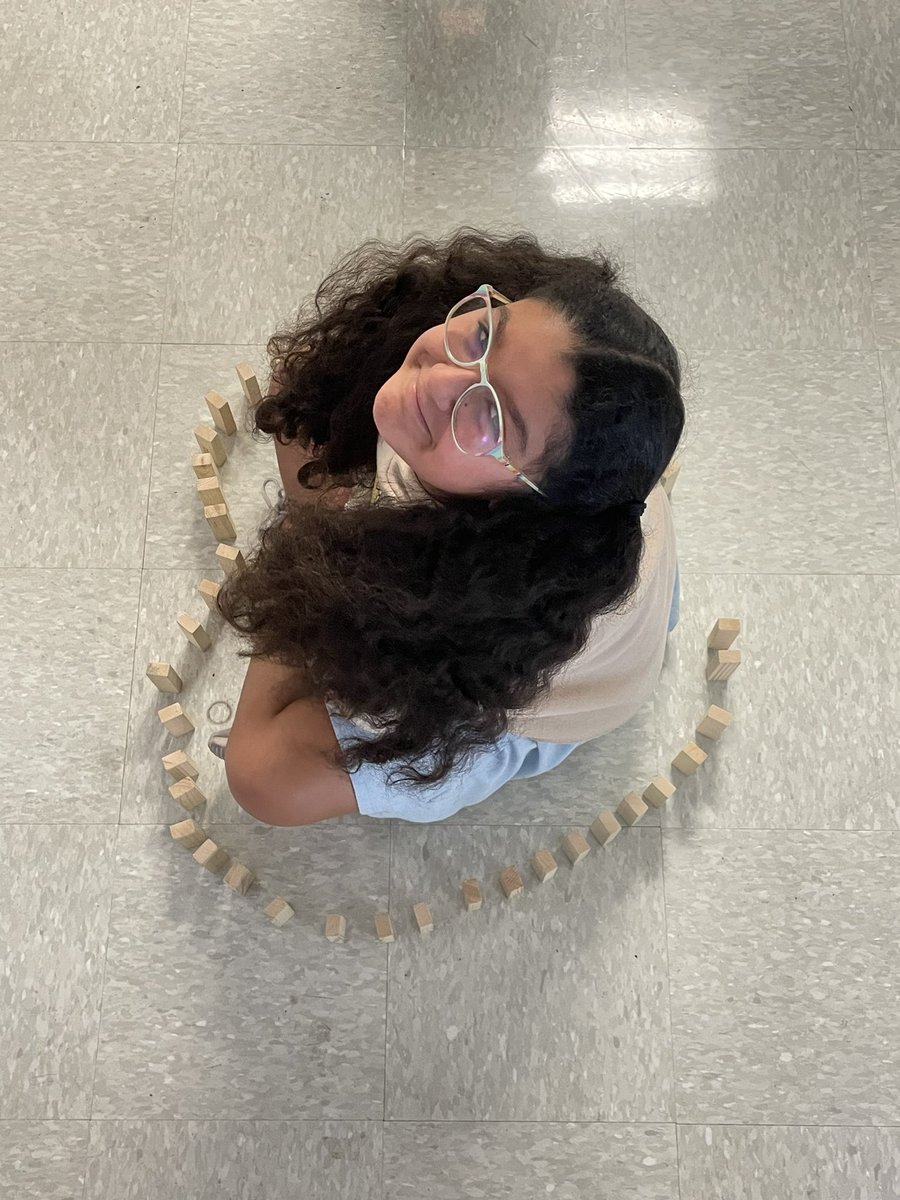 Miss Gates tweet media