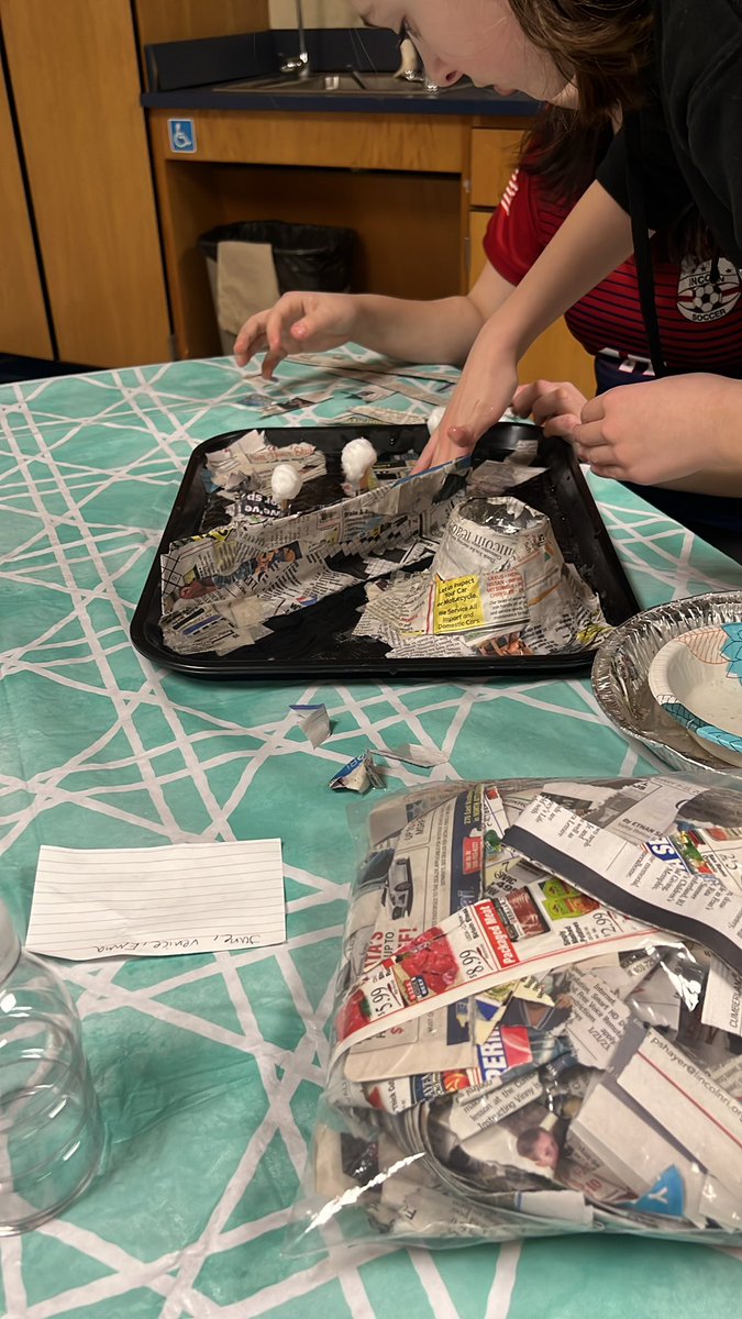 MrsSilvaSTEM's tweet photo. Volcanoes are coming along @lincolnmiddleri #STEMeducation https://t.co/eHdnDAzQDm