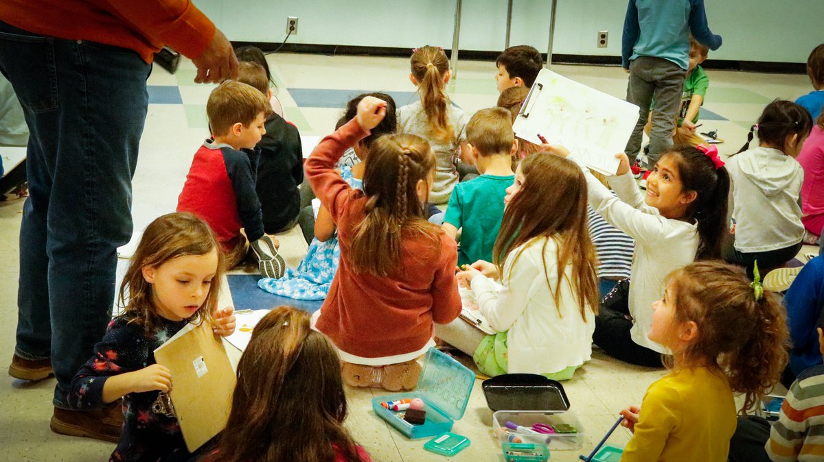 Bringing imagination to life! 🎨✨

Check out these moments captured during children's illustrator James Ransome's visit to Latham Ridge Elementary. From sketching sessions to inspiring stories, our students had a blast learning and creating with the award-winning artist! 💙