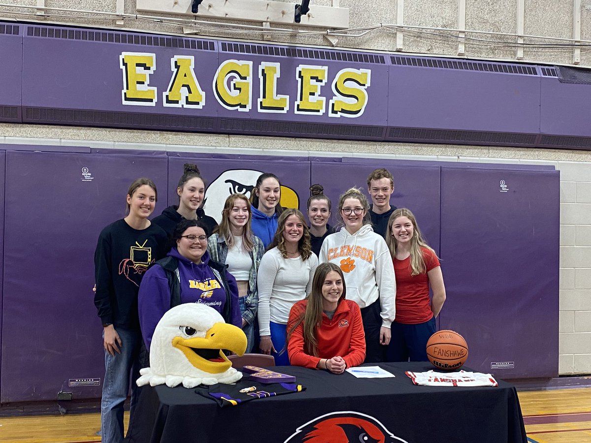 🏀🦅East Elgin Eagle Jaimie Stahlbaum signs with the Fanshawe Falcons for next years basketball season🏀🦅