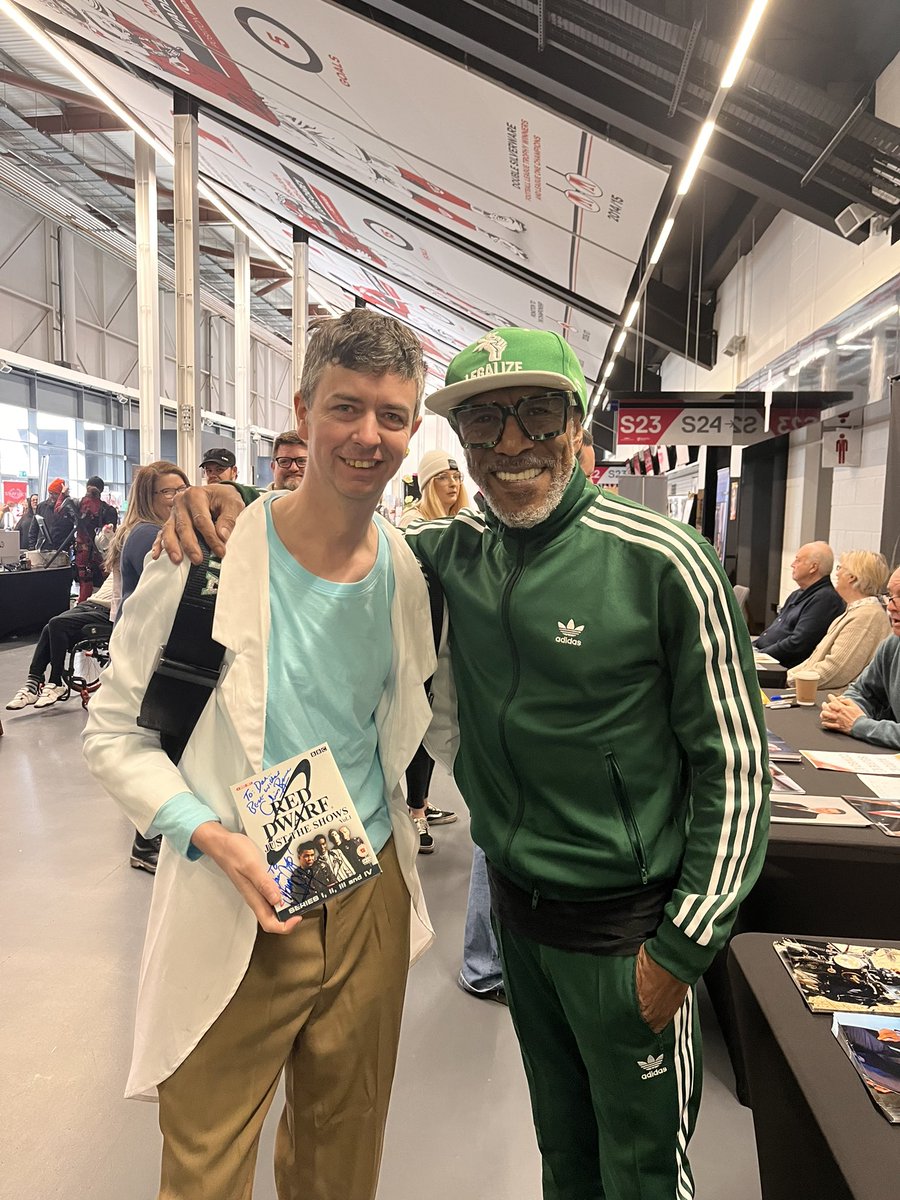 holty22001's tweet photo. Last Saturday was awesome spent the day down Bristol at @ukcgfevents , got to meet Chris Barrie and @DannyJohnJules from @RedDwarfHQ https://t.co/EvTt64LTqm