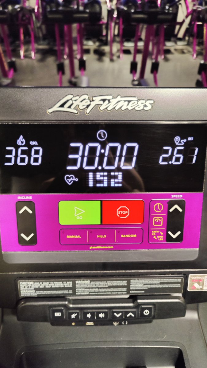 YiffyFox91's tweet photo. Woo hit the public gym hard today here  are the results😉💪 did a 2.61mi hill session on the treadmill and did a full body workout💪🦵🦊#fitness #FitnessMotivation #fitfox #treadmillrun #pushpullday #allnatutal @allnattydady #fitpic #workoutpump #workout #publicgym https://t.co/LUtrjnI4Ke