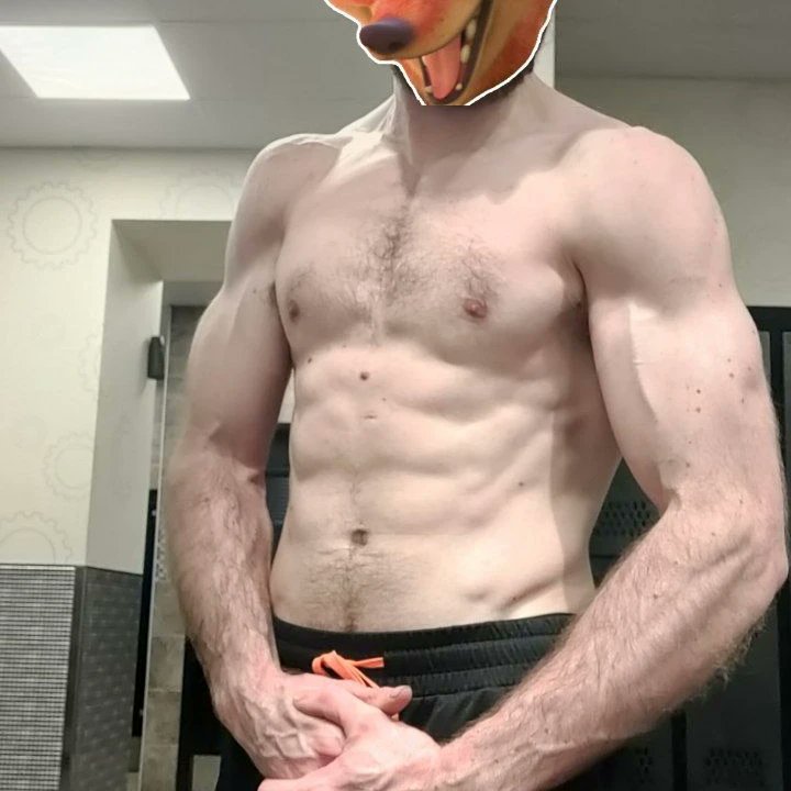 YiffyFox91's tweet photo. Woo hit the public gym hard today here  are the results😉💪 did a 2.61mi hill session on the treadmill and did a full body workout💪🦵🦊#fitness #FitnessMotivation #fitfox #treadmillrun #pushpullday #allnatutal @allnattydady #fitpic #workoutpump #workout #publicgym https://t.co/LUtrjnI4Ke