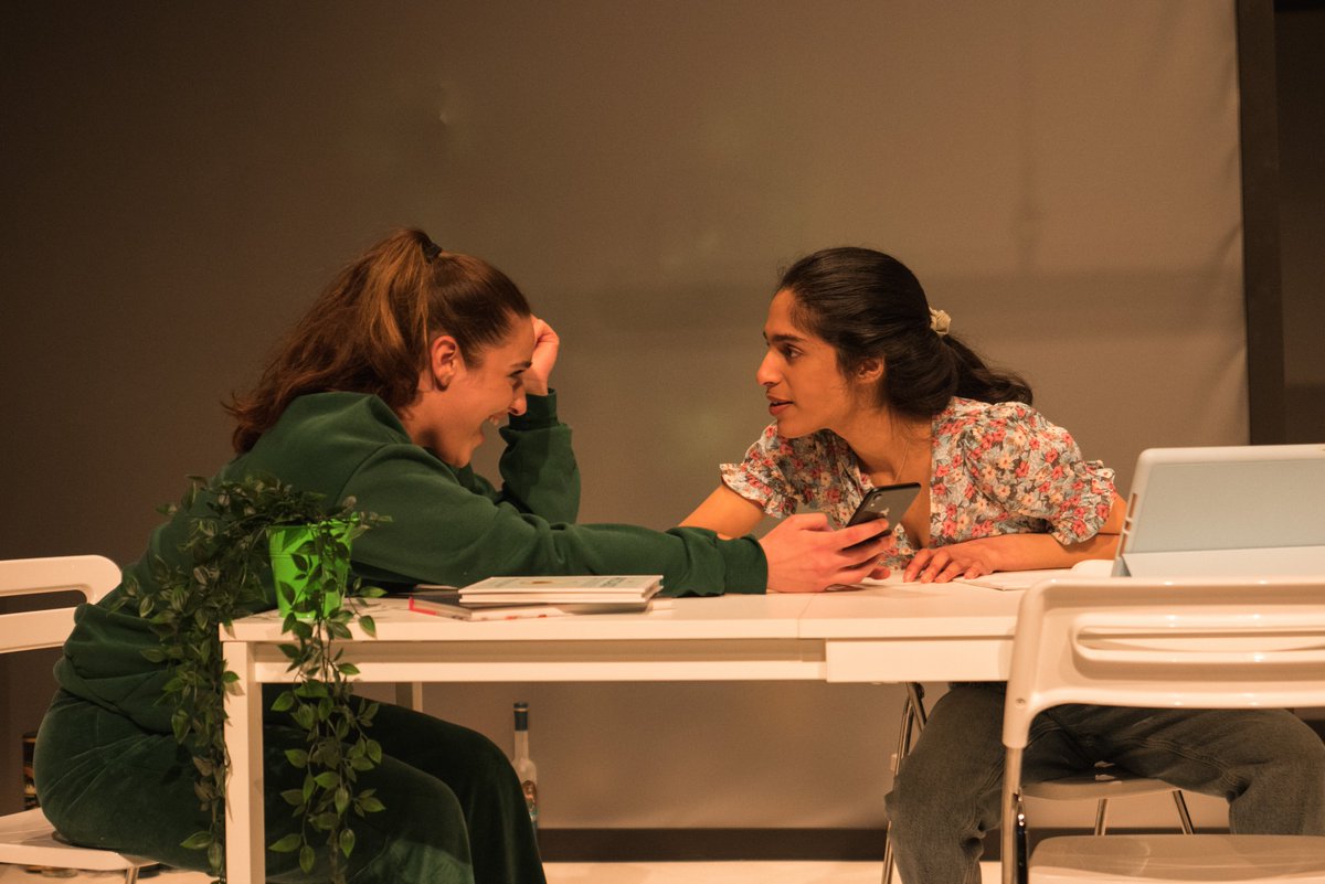 Lyric Hammersmith Theatre tweet media