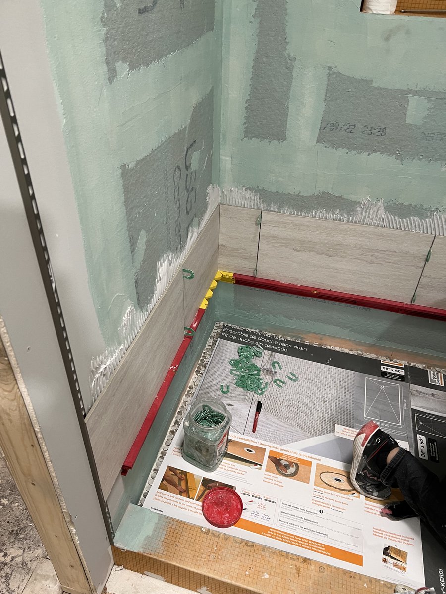 FBrenovations's tweet photo. Tile is going in! Results coming soon.

#bathroom #bathroomremodel #bathroomdecor #bathroomrenovation #bathroomideas #shower #tile #building #interior #builder #house #decor #homedesign #contractor #house #generalcontractor #alexandriava #arlingtonva #washingtondc #dmv https://t.co/NCgLVXpyBR
