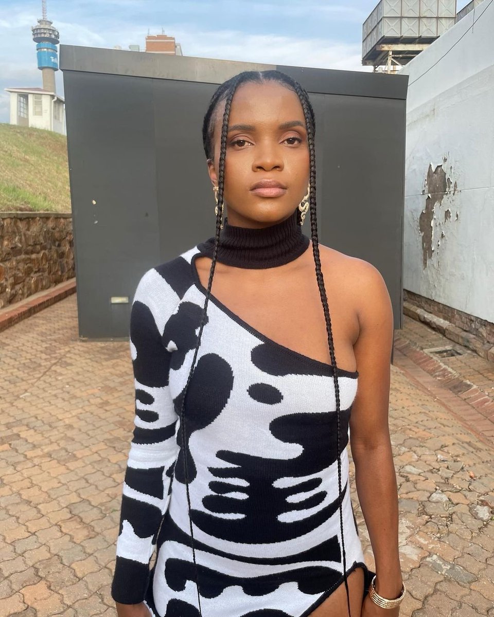 #GagasiFM #TheFridaySocial
24 Mar 2023

Ladies 1st Selection:

<a href="/TnsMusic1/">GOD FIRST</a> x <a href="/BABESWODUMO_ZA/">Gqom to the World</a> - #IndodaNoSisi

#Bien x <a href="/ayrastarr/">Celestial being</a> - #MyBaby

@BongoBeatssa x <a href="/lwahndlunkulu/">lwah ndlunkulu</a> - #Ngikhathazekile 

<a href="/Karyendasoul/">Karyendasoul</a> x <a href="/Ami_Faku/">Ami Faku</a> - #Umthandazo 

<a href="/gagasifm/">Gagasi FM</a>