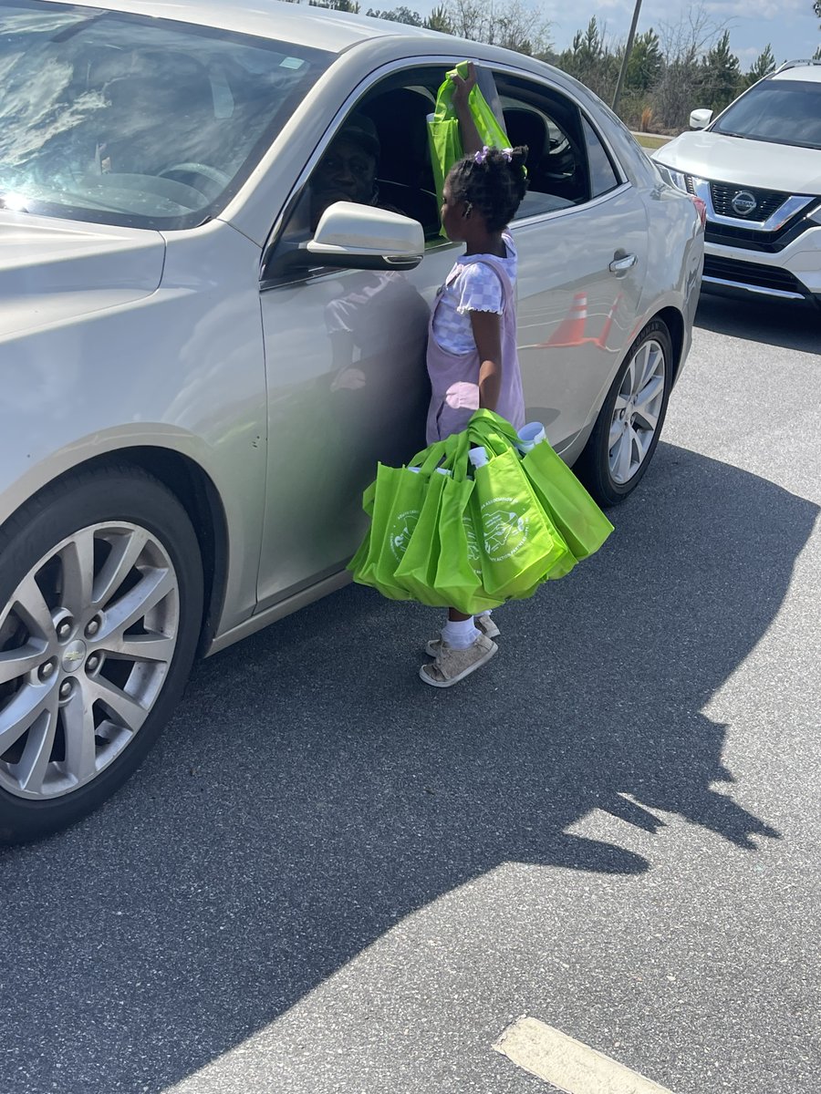 wearescacap's tweet image. Thanks to Hopewell AME Church for a very successful resource &amp;amp; vaccine clinic.
#SCACAP #COVID19  #ST.JAMESHEALTHWELLNESS #helpingpeoplechanginglives #Over245familieswereserve #16vaccination