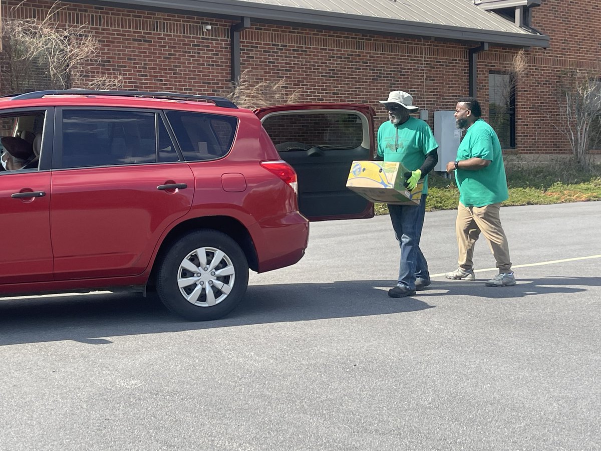 wearescacap's tweet image. Thanks to Hopewell AME Church for a very successful resource &amp;amp; vaccine clinic.
#SCACAP #COVID19  #ST.JAMESHEALTHWELLNESS #helpingpeoplechanginglives #Over245familieswereserve #16vaccination