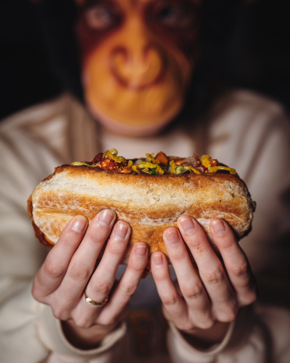 When the monkey approves of the <a href="/soberlane/">Sober Lane</a> ‘Sloppy Joe’, you know it’s worth a try. 

Pop in and see for yourself 😄

#soberlane #sloppyjoe #original7 #corkcityireland #thatfridayfeeling #friyay