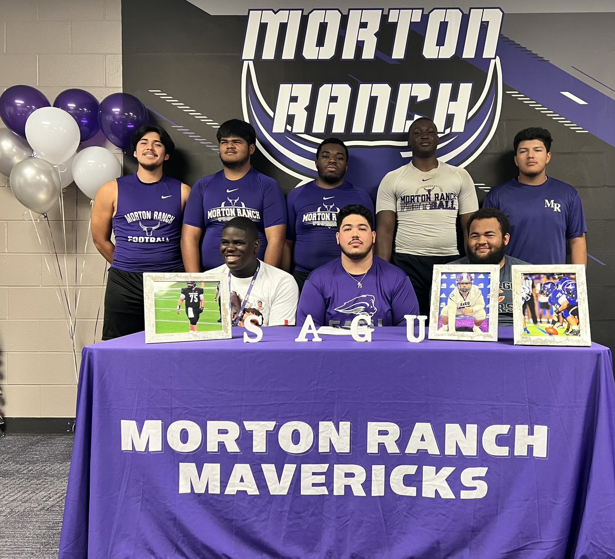 MRHS_MavsFTB's tweet photo. Congratulations to our Class of 2023 Center @Adrian82157587 on signing with @SAGU_Football #BePurpleBeProud #ItsTheMaverickWay https://t.co/LBRCXXW6ab