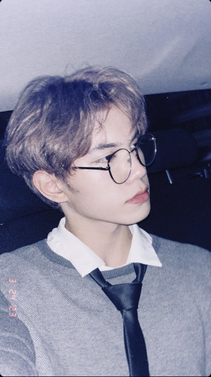 jomsterenjoyer's tweet photo. JOMSTER 💜🧡
AJSKDGSKKAKAHSJAHAKA&amp;#+=$%$/(😭😭😭😭😭 https://t.co/3i7TP6OF5N
