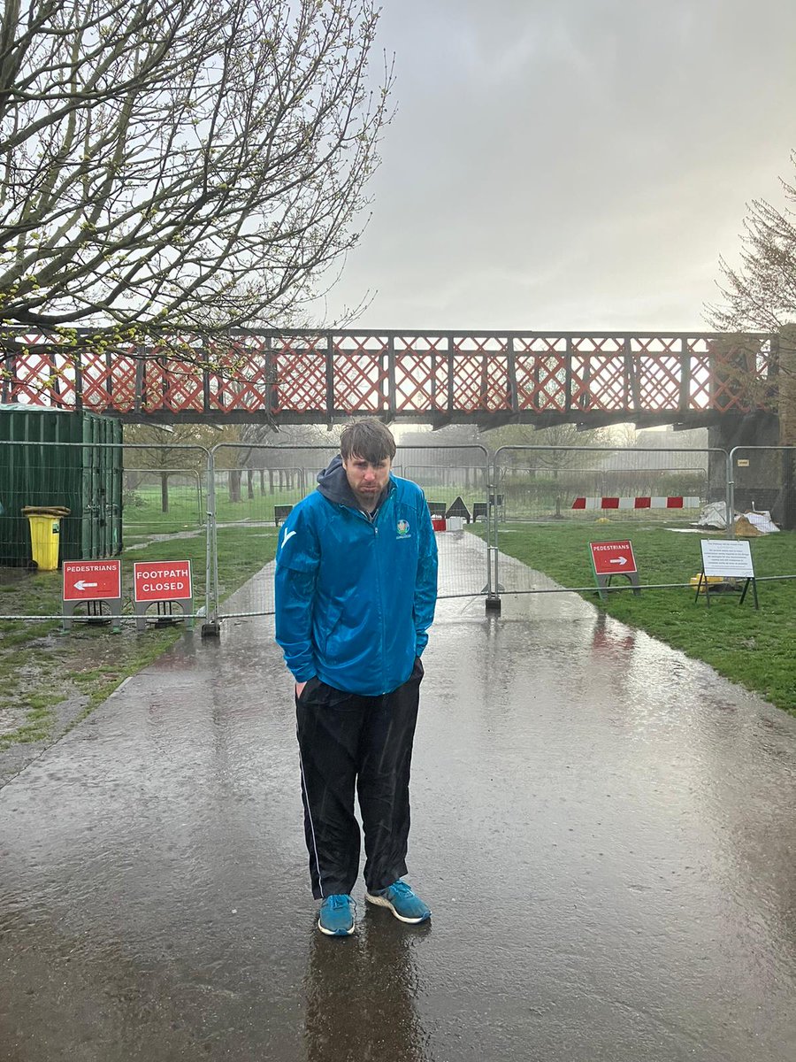 Between the repair works to the bridge and the soggy conditions, this week's event sadly isn't a goer. Please spread the word that Burgess parkrun is cancelled on 25 March.

We hope to be back next week with an alternative course. 🙏

#BurgessFamily