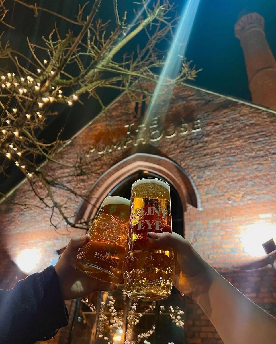 GreeneKingIPA's tweet image. Happy Friday - do as The Pumphouse Pub in Liverpool do and raise a pint of your favourite brew to welcome the weekend in 🍻

#GreeneKingBrewery #LevelHead #FlintEye